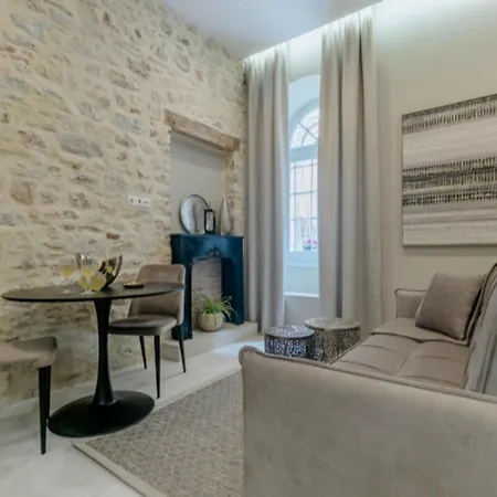 Апартаменты Domus Victoria I